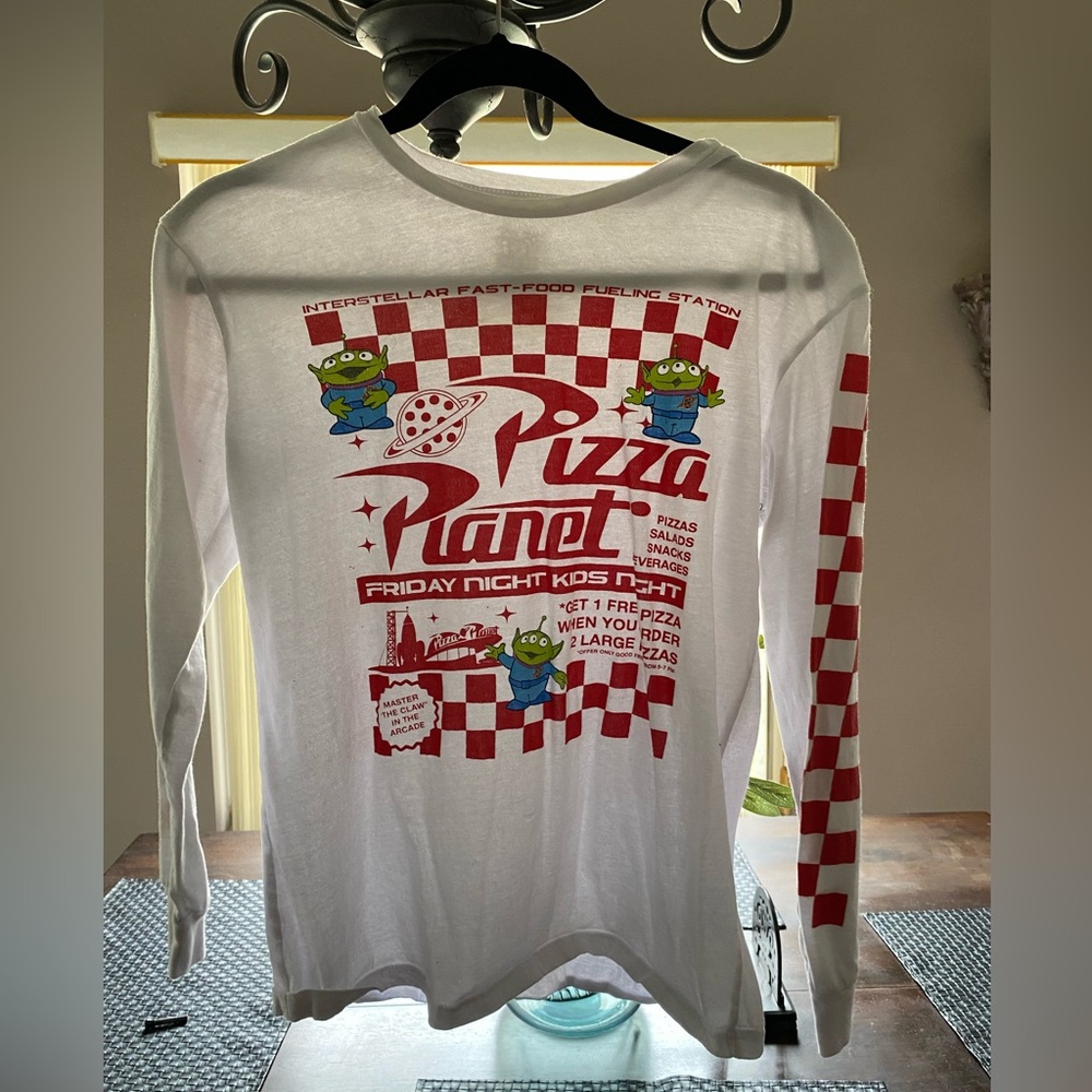Men’s small Toy Story pizza planet long sleeve shirt